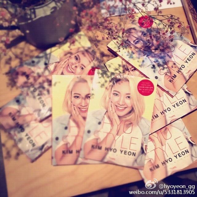 [PIC][01-07-2015] HyoYeon tham dự buổi ra mắt "HYO STYLE BOOK" vào hôm nay 005OPKmtjw1etn8jyzlrfj30hs0hs77d