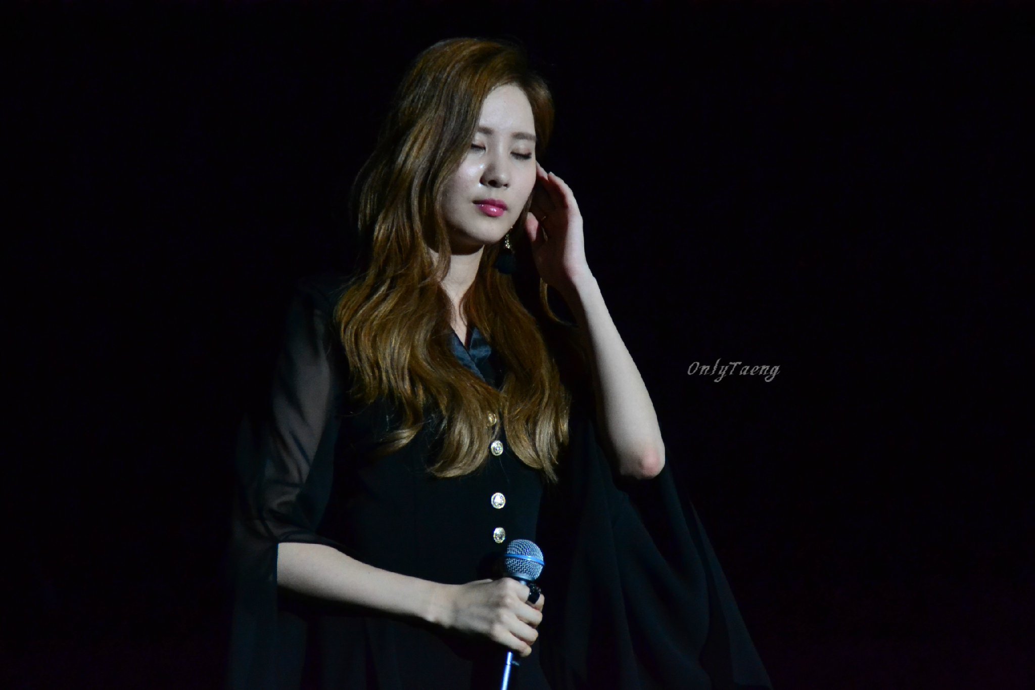 [PIC][30-09-2014]SNSD khởi hành đi Trung Quốc để tham dự "China for GG 1st Fan Party in ShenZhen" vào sáng nay - Page 3 005ux9bMgw1ekvzr7g9nej31kw11x0wn