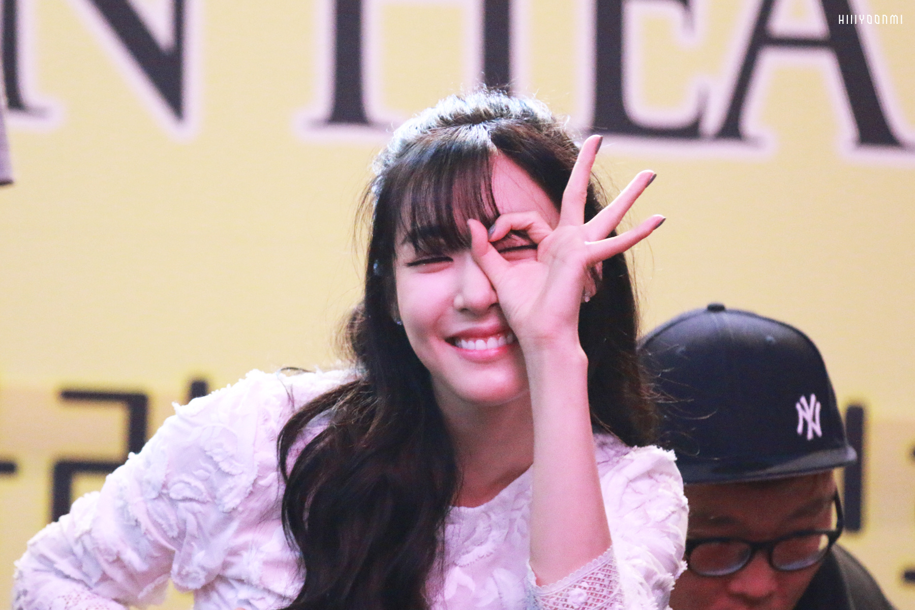 [PIC][27-08-2015]SNSD tham dự buổi fansign đầu tiên cho Album thứ 5 - "LION HEART" vào tối nay 46479817gw1evo9pp8hf2j21e00xcat4