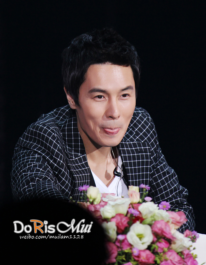 [21.8.12][Fan Pics] Dongwan @ Taiwan Fanmeeting 644c7d1fgw1dw4la5b3zuj