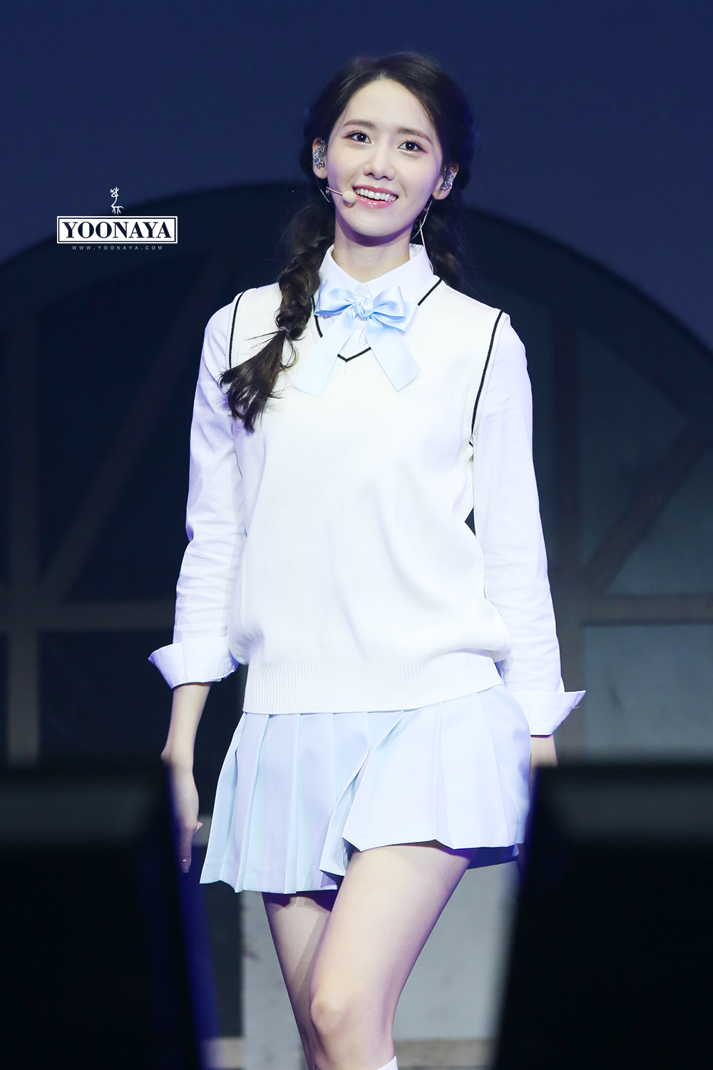 [PIC][24-07-2016]YoonA khởi hành đi Trùng Khánh - Trung Quốc để tham dự "2016 YoonA 1st Fanmeet - BLOSSOM in Chongqing" vào sáng nay - Page 4 67bca597jw1f68sveaynwj20rs15o7ms