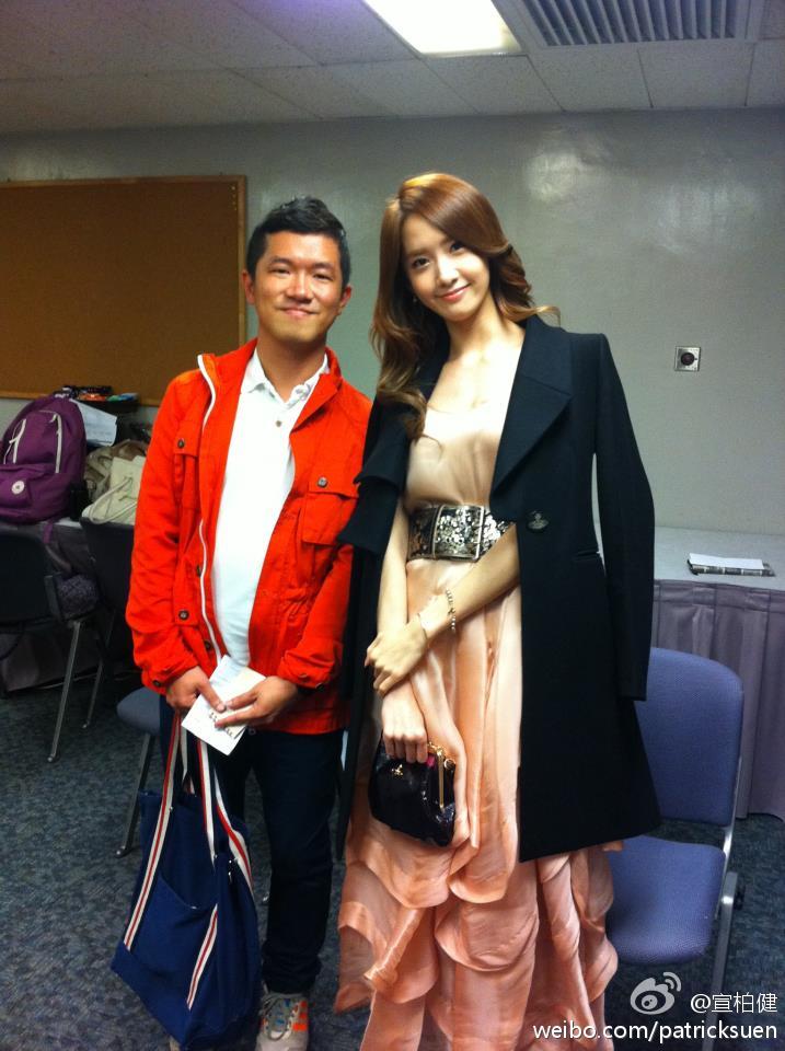 [PIC][01-11-2012]Selca của YoonA tại hậu trường sự kiện thời trang "Vivienne Westwood"  67d483ebgw1dyet6s4caoj