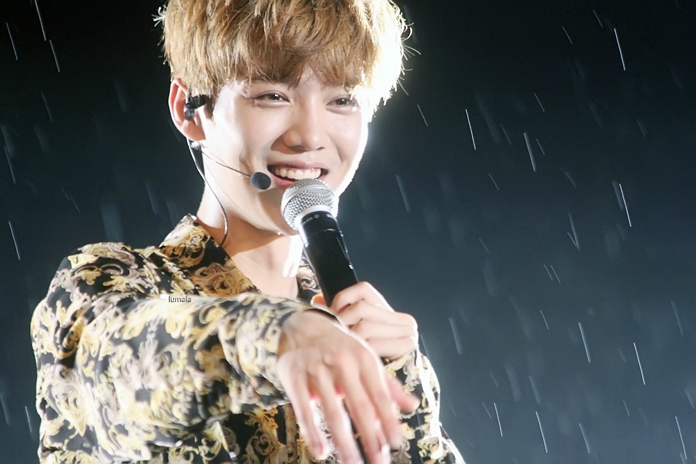 [FANTAKEN] 140628 EXO Concert "The Lost Planet" in Chongqing [105P] 67d752begw1ehuchmq2msj20rs0ijq82