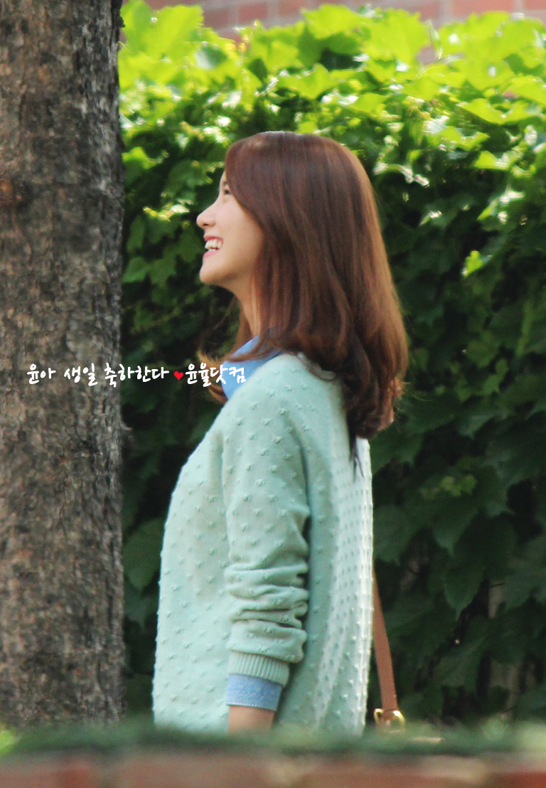 [OTHER][29-05-2012]TAETISEO GHÉ THĂM TRƯỜNG QUAY "LOVE RAIN" CỦA YOONA - Page 15 68f1acf9gw1dtfk07cf0pj