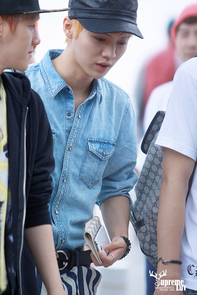 [FANTAKEN] 130715 Incheon International Airport - Departure [11P]  6daaa30bgw1e6nlvknu2oj20m80xc15t