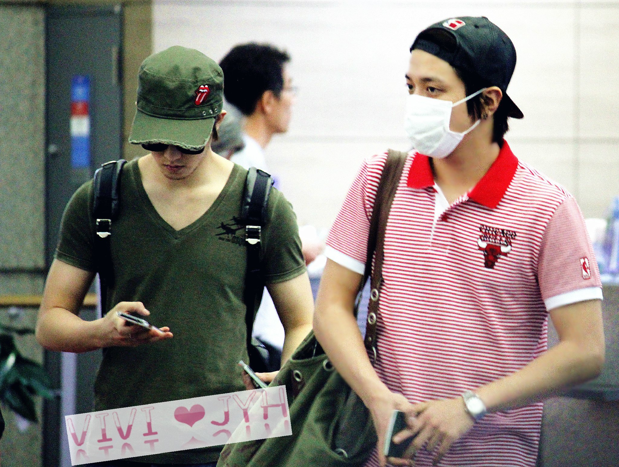 [PHOTOS] CNBLUE @ Incheon Airport, go to Japan (28.07.13) 6eada448jw1e72xryagazj21kw16y1kx