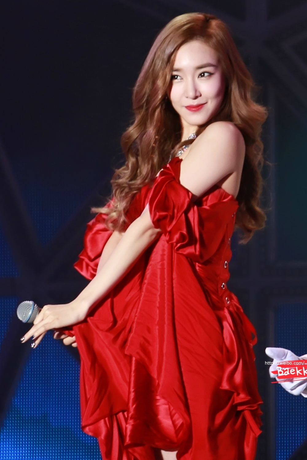 [PIC][17-10-2014]SNSD khởi hành đi Thượng Hải – Trung Quốc để tham dự "SMTOWN LIVE WORLD TOUR IV IN SHANGHAI" vào tối nay - Page 9 703aad67jw1elk50yu5ijj20rs15o7ct