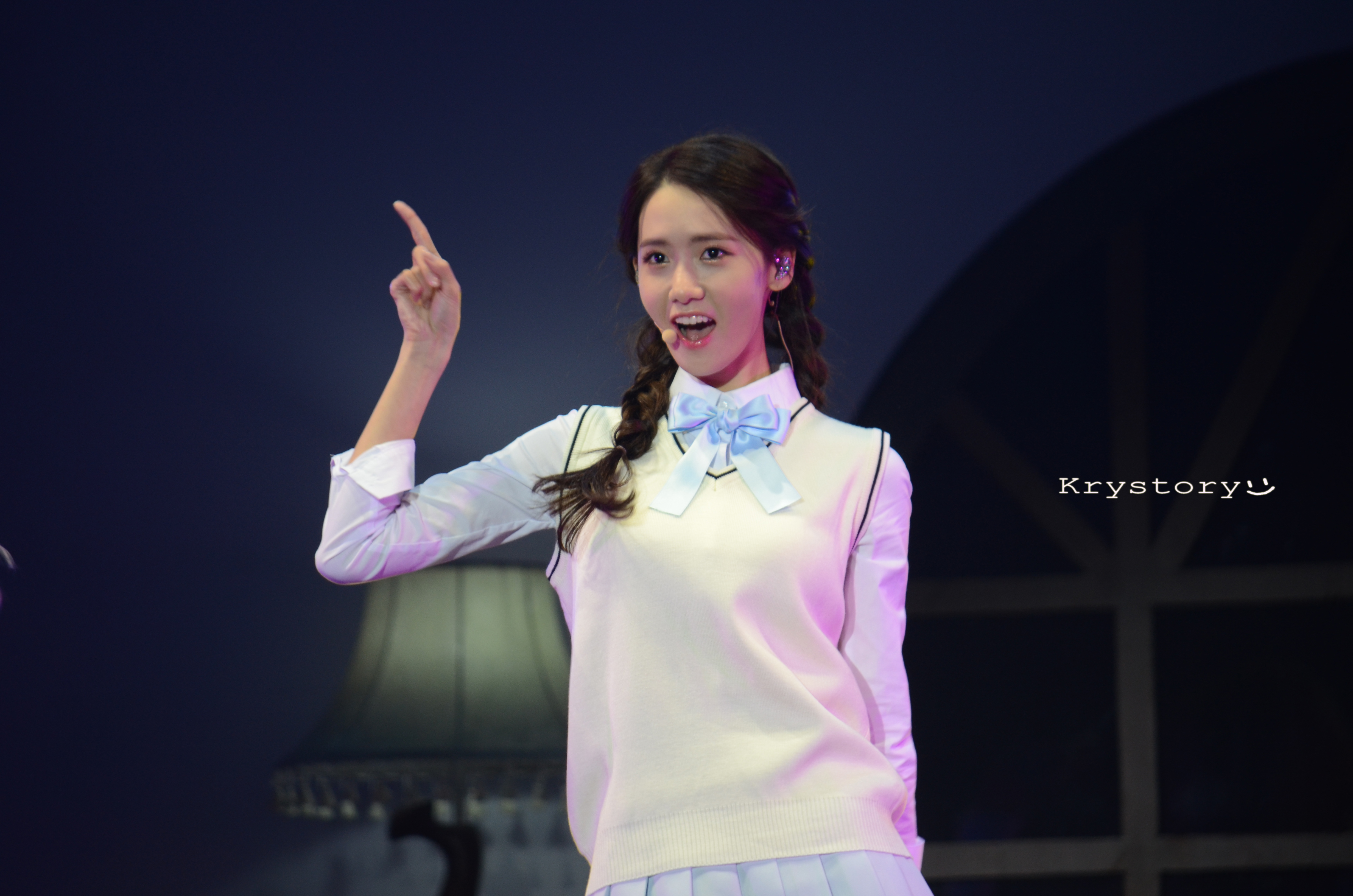 [PIC][24-07-2016]YoonA khởi hành đi Trùng Khánh - Trung Quốc để tham dự "2016 YoonA 1st Fanmeet - BLOSSOM in Chongqing" vào sáng nay - Page 3 7125db28gw1f66iaxygsxj23sw2iob2d