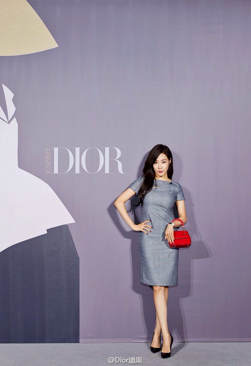 [PIC][18-06-2015]Tiffany tham dự sự kiện "ESPRIT Dior Seoul 2015" vào tối nay 7f025a97gw1etaved049zj20oe0zk76b