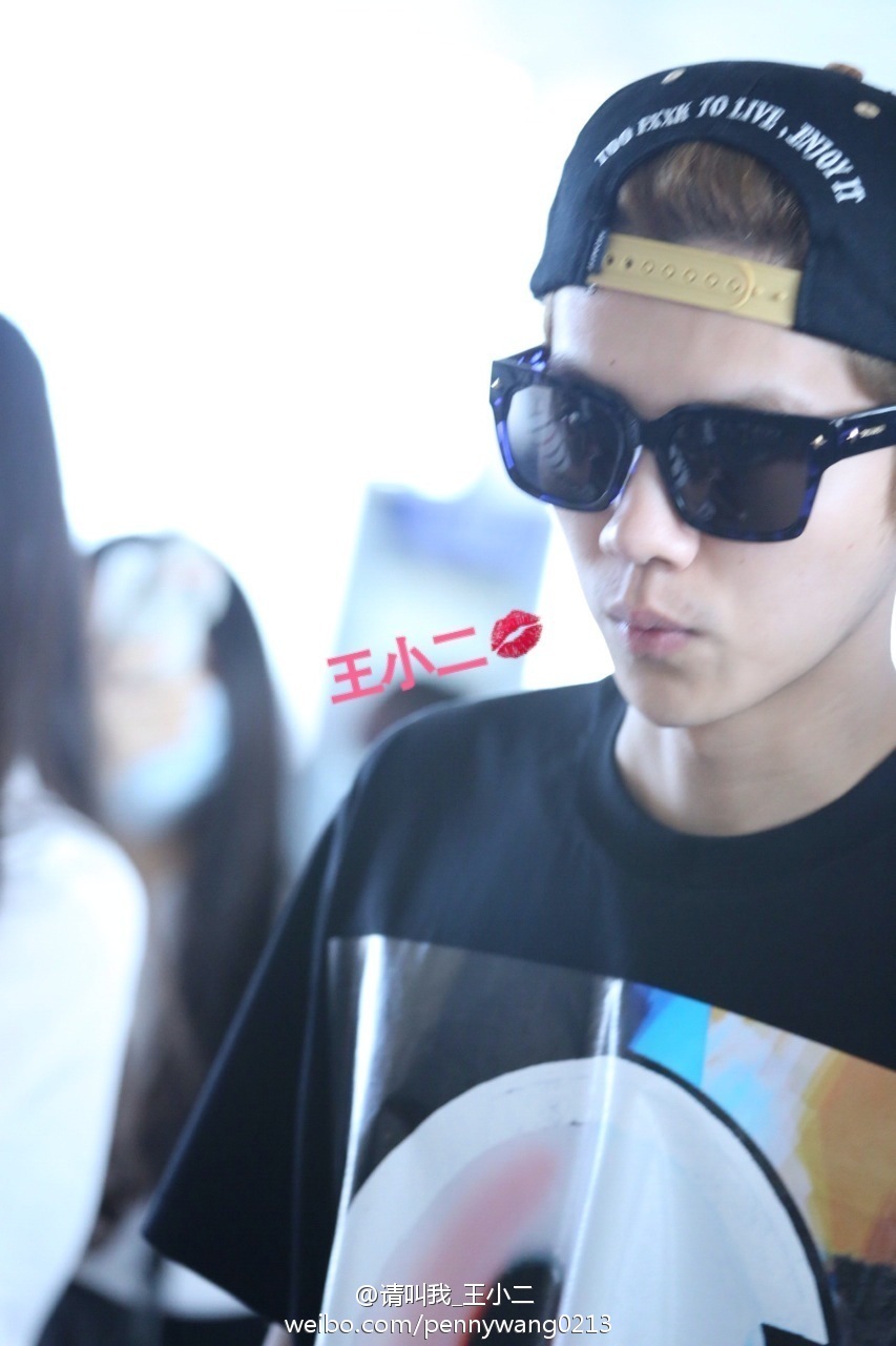 [FANTAKEN] 140628 Tianjin Airport - Departure [37P] 8a7c4f4djw1ehutxibvwqj20np0zkdjn