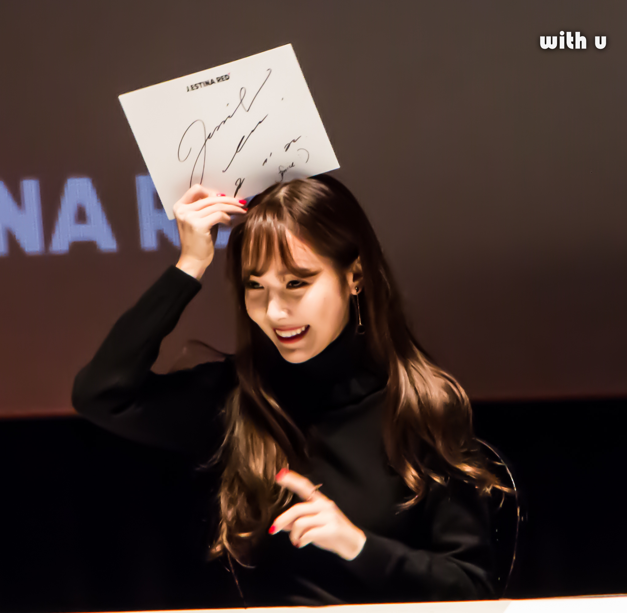 [PIC][07-11-2015]Jessica tham dự buổi Fansign cho dòng mỹ phẩm "J.ESTINA RED" tại "Myeongdong Lotte Cinema" vào chiều nay - Page 2 9f4c7b4bjw1exw42385v8j21kq1jhk6q