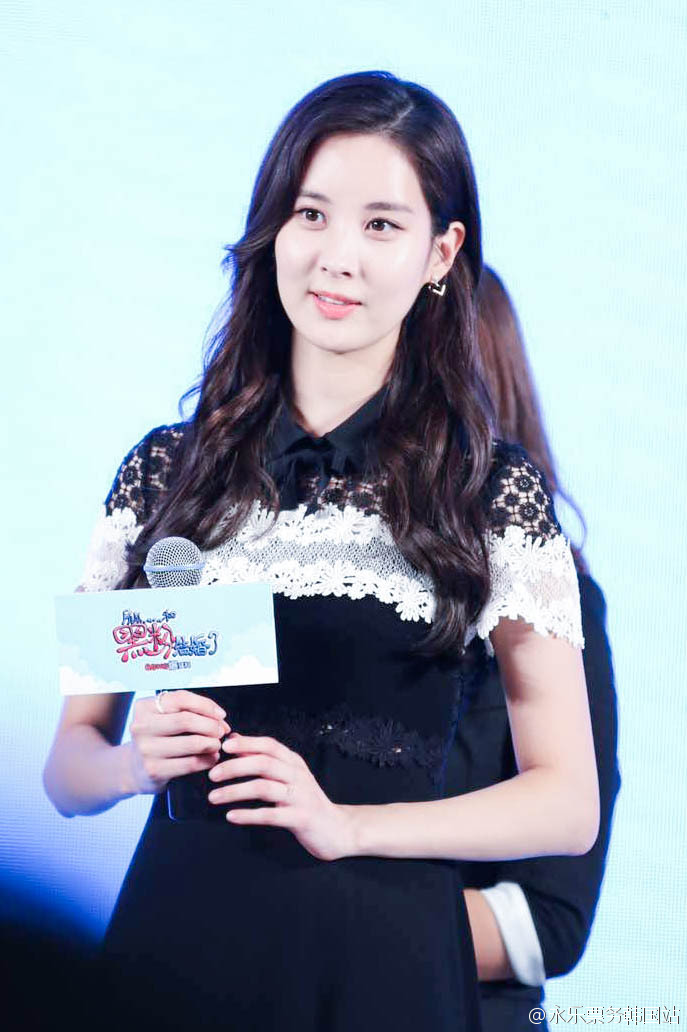 [PIC][27-06-2016]SeoHyun khởi hành đi Bắc Kinh - Trung Quốc để quảng bá cho bộ phim "So,I Married An AntiFan" vào sáng nay A52b363djw1f59v5qe20sj20j30sodih