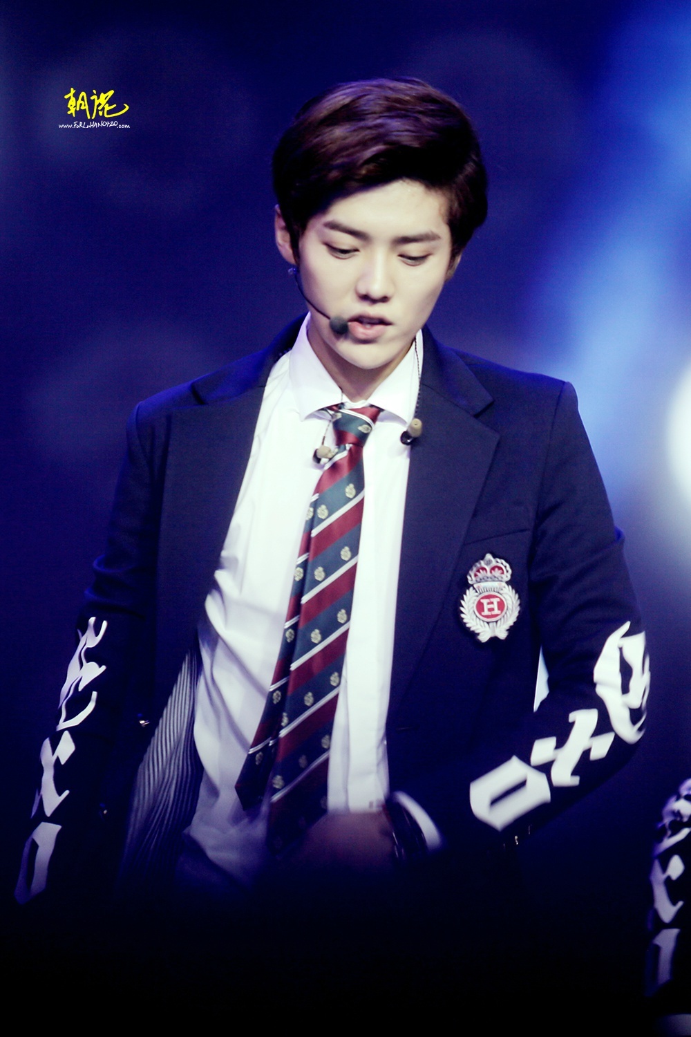 [FANTAKEN] 140108 HuBei TV Spring Festival Recording [30P] A6e16fb4gw1ecd51oc565j20rs15o47q