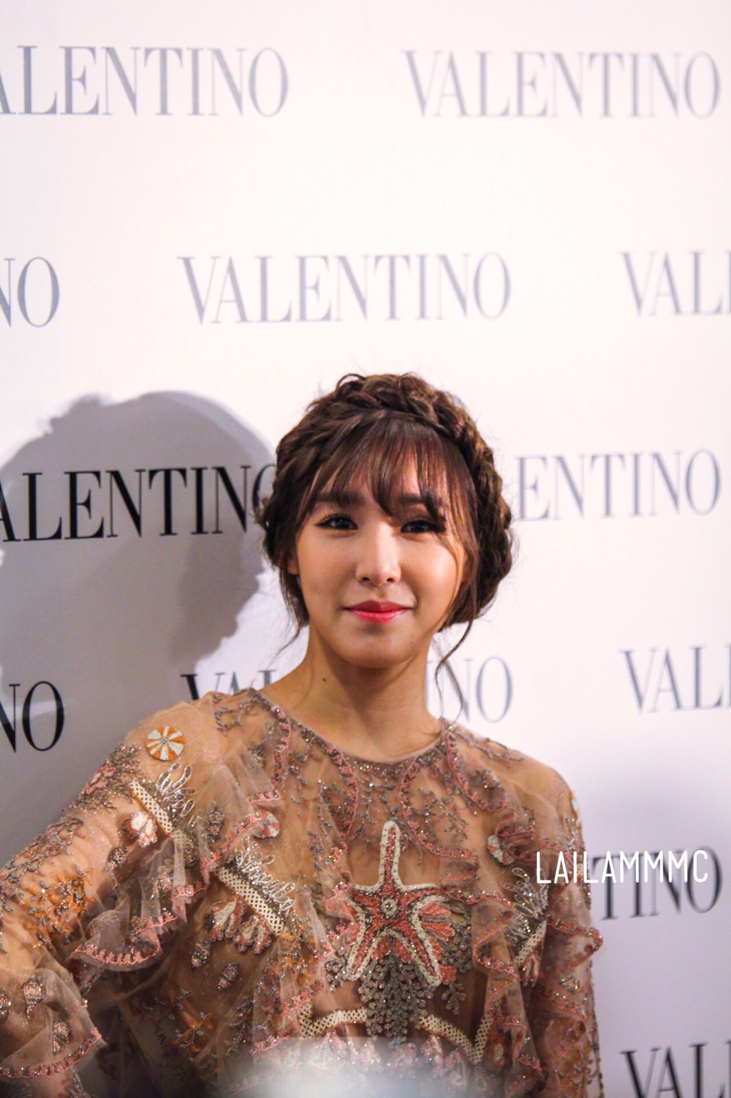 [PIC][04-02-2015]Tiffany khởi hành đi Hồng Kông để tham dự sự kện "Valentino Flagship Grand Opening" vào trưa nay - Page 4 A905f53cjw1eozjt9yxvwj20tm18gjzf