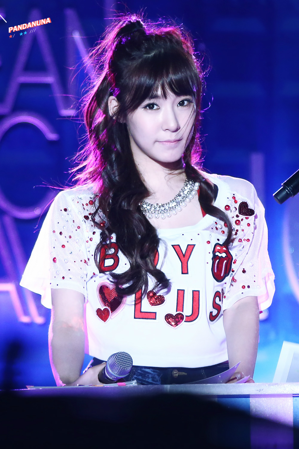 [PIC][01-09-2013]Hình ảnh mới nhất từ "Incheon Korean Music Wave 2013" của SNSD và MC YulTi vào tối nay - Page 7 A94731f8gw1e8s8ybx44hj20rs15oh10