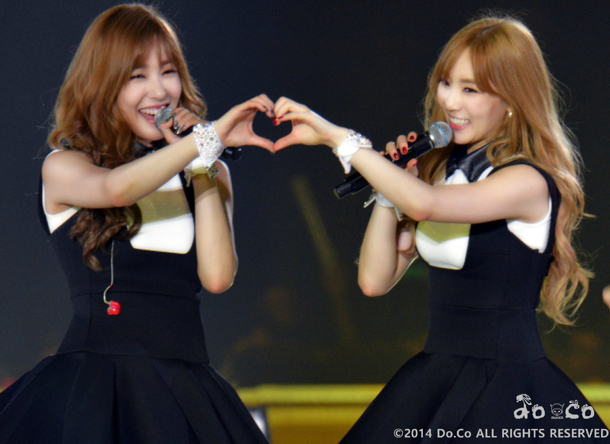 [PIC][07-08-2014]SNSD khởi hành đi LA để tham dự "KCON 2014" vào hôm nay - Page 9 Ae709fe1gw1ejb2oxvpgdj21kw15halm