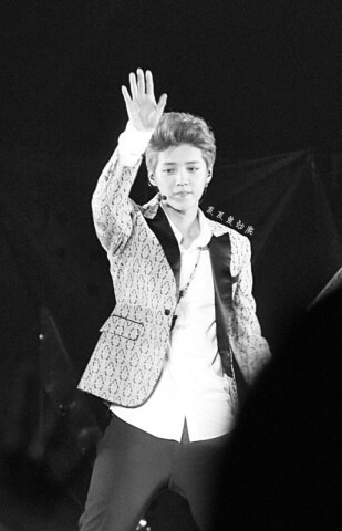 [FANTAKEN] 140705 EXO Concert "The Lost Planet" in Chengdu [150P] Cf6e6523jw1ei4nkbdv67j208l0dcdgg