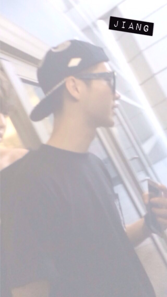 [PREVIEW] 140502 LAX -Arrival [4P] 5e3c90e2jw1efzkvhs16hj20ht0vkwg8