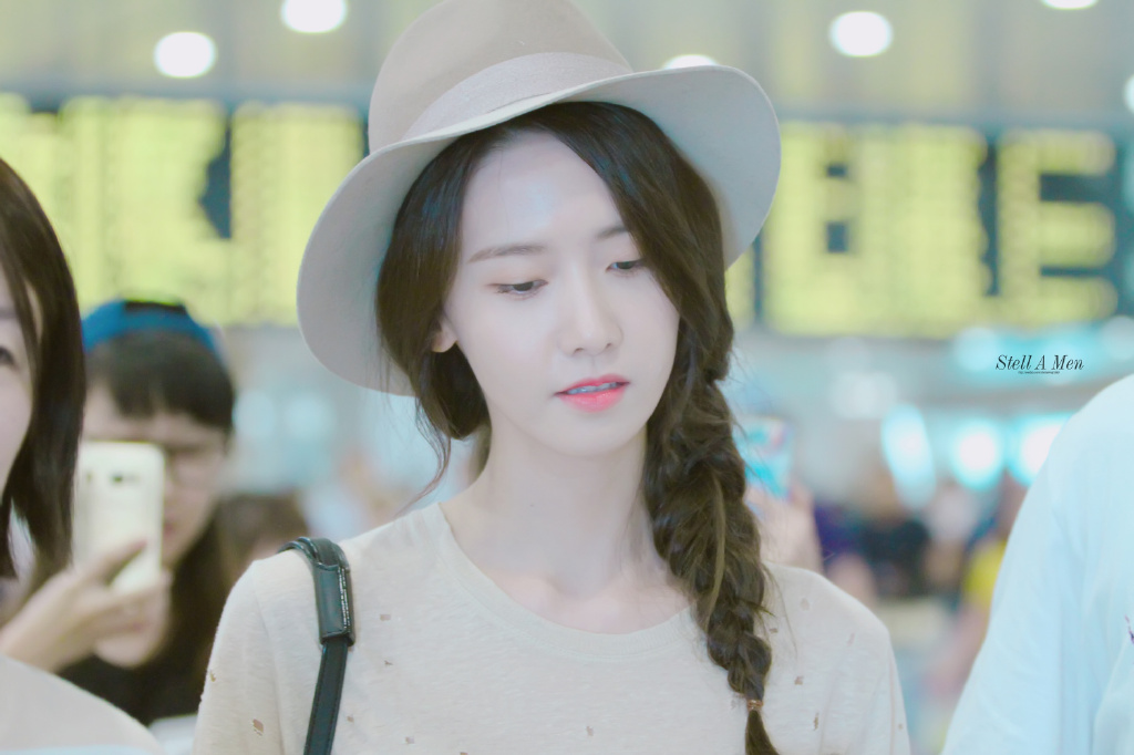 [PIC][25-07-2016]YoonA xuất phát đi Thượng Hải vào chiều nay 6b3420c2gw1f90zfmaa5oj22bg1jmu0x