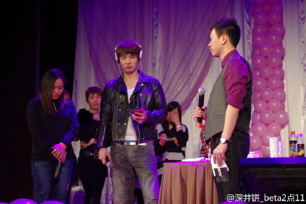 [11.2.12][Pics]JunJin @ Beijing Press Conference + Fanmeet 48bea889jw1dpys2utkyhj