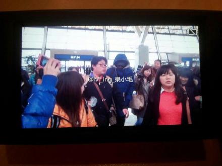 [26.2.12][Pics] JunJin ~ Shanghai to Seoul 4a8122b4jw1dqfn7gt8bij