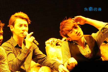 [1.5.12][Fanpics] Shinhwa @ 430 Shanghai concert 6817c672tw1dsiocoq3r7j