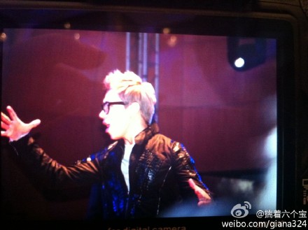 [7.1.12][Pics] Andy Beijing Fanmeet 683d546ejw1dou4kznk8kj