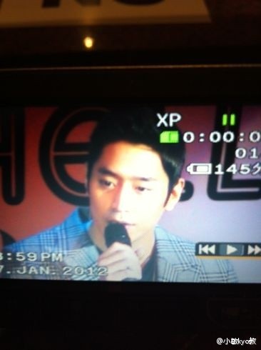 [7.1.12][Pics] Eric Shanghai Fanmeet 68d5eb02jw1dou6qnu87nj