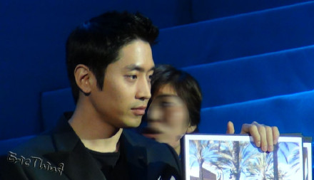 [7.1.12][Pics] Eric Shanghai Fanmeet 68d87365gw1doue9spmv8j