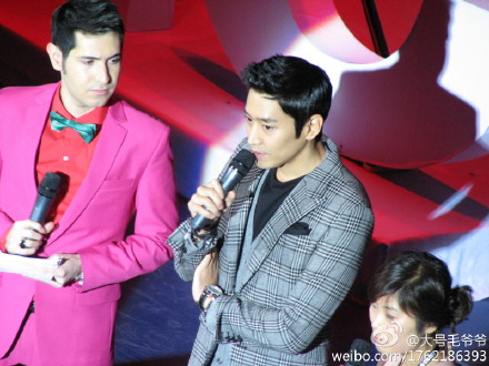 [7.1.12][Pics] Eric Shanghai Fanmeet 6908d499gw1doucq2ff5ej