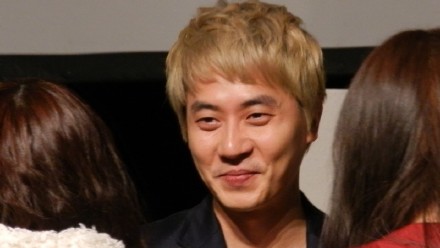 [28.1.12][Pics]Andy Birthday Fanmeet 6f1f16f8jw1dpikq28d0nj