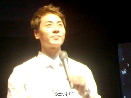 [18.2.12][Pics] Andy @ Shanghai fanmeet Part 2 72a62b66gw1dq72i2gxq3j