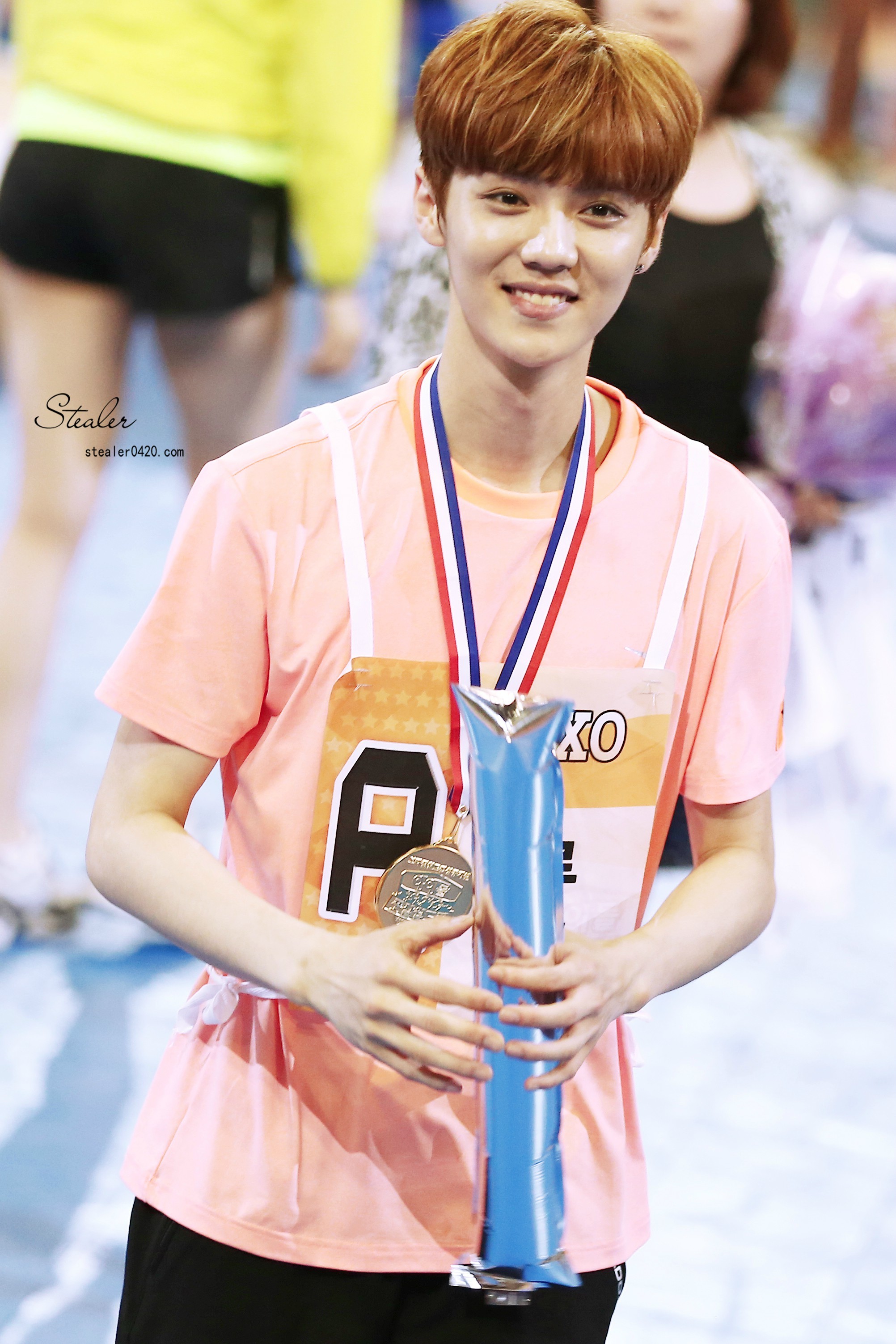 [FANTAKEN] 140526 MBC Idol Futsal Championship [49P]  005Blybwgw1egsr9gj2amj31jo2bhe2n