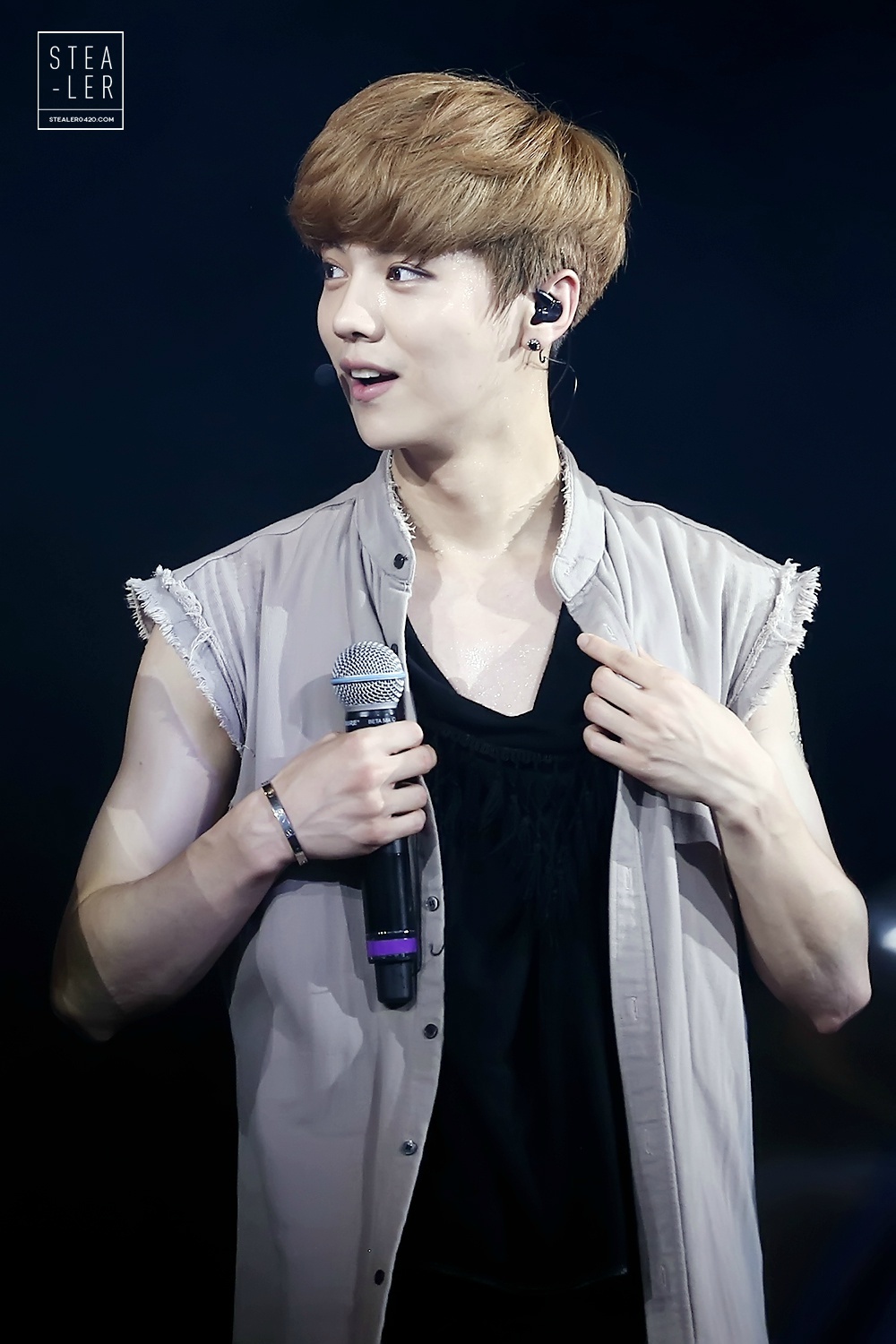 [FANTAKEN] 140712 EXO Concert "The Lost Planet" in Taipei - Day 2 [76P] 005Blybwgw1eibnjri9kfj30rs15ogtl