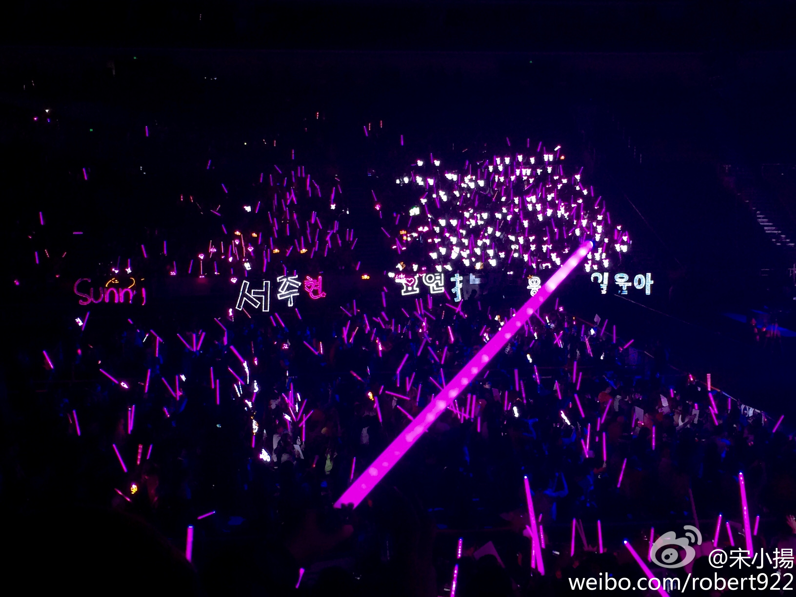 [PIC][29-11-2014]SNSD khởi hành đi Trung Quốc để tham dự "China for GG 1st Fan Party in Bejing" vào sáng nay - Page 5 40730cc9jw1ems3tiyuyhj22io1w04lx