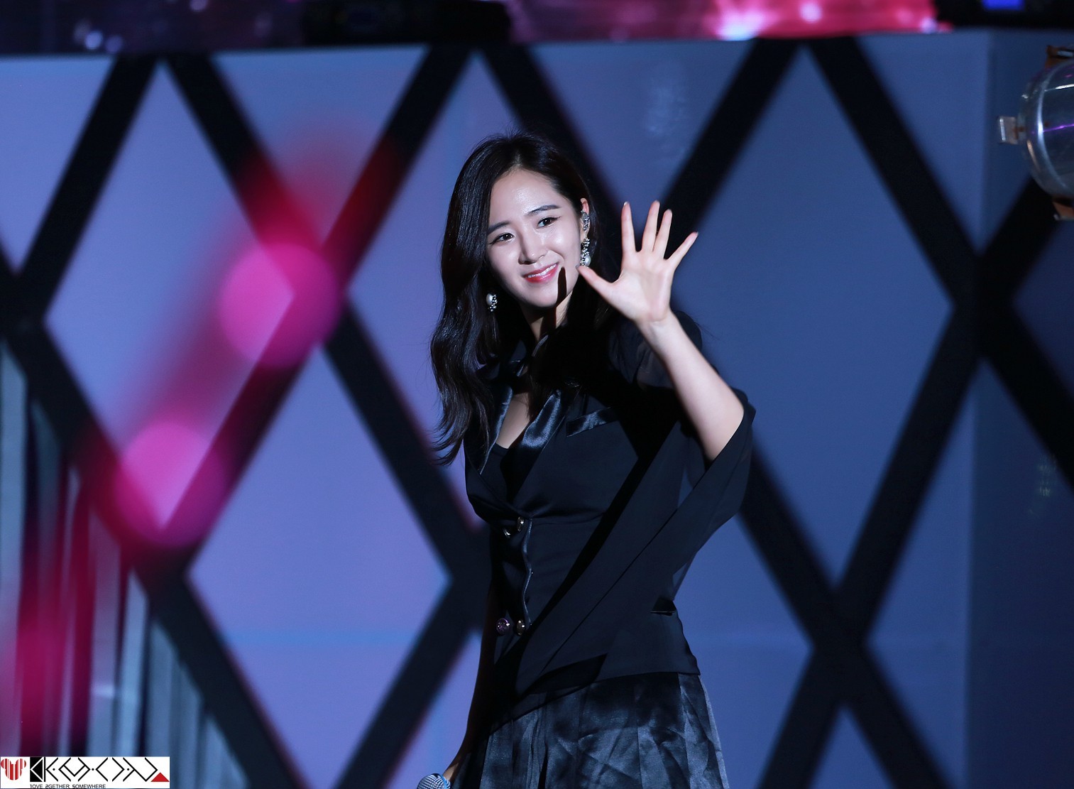 [PIC][30-09-2014]SNSD khởi hành đi Trung Quốc để tham dự "China for GG 1st Fan Party in ShenZhen" vào sáng nay - Page 6 5c0e92efjw1ekx3ldhpcfj21610uv0ym