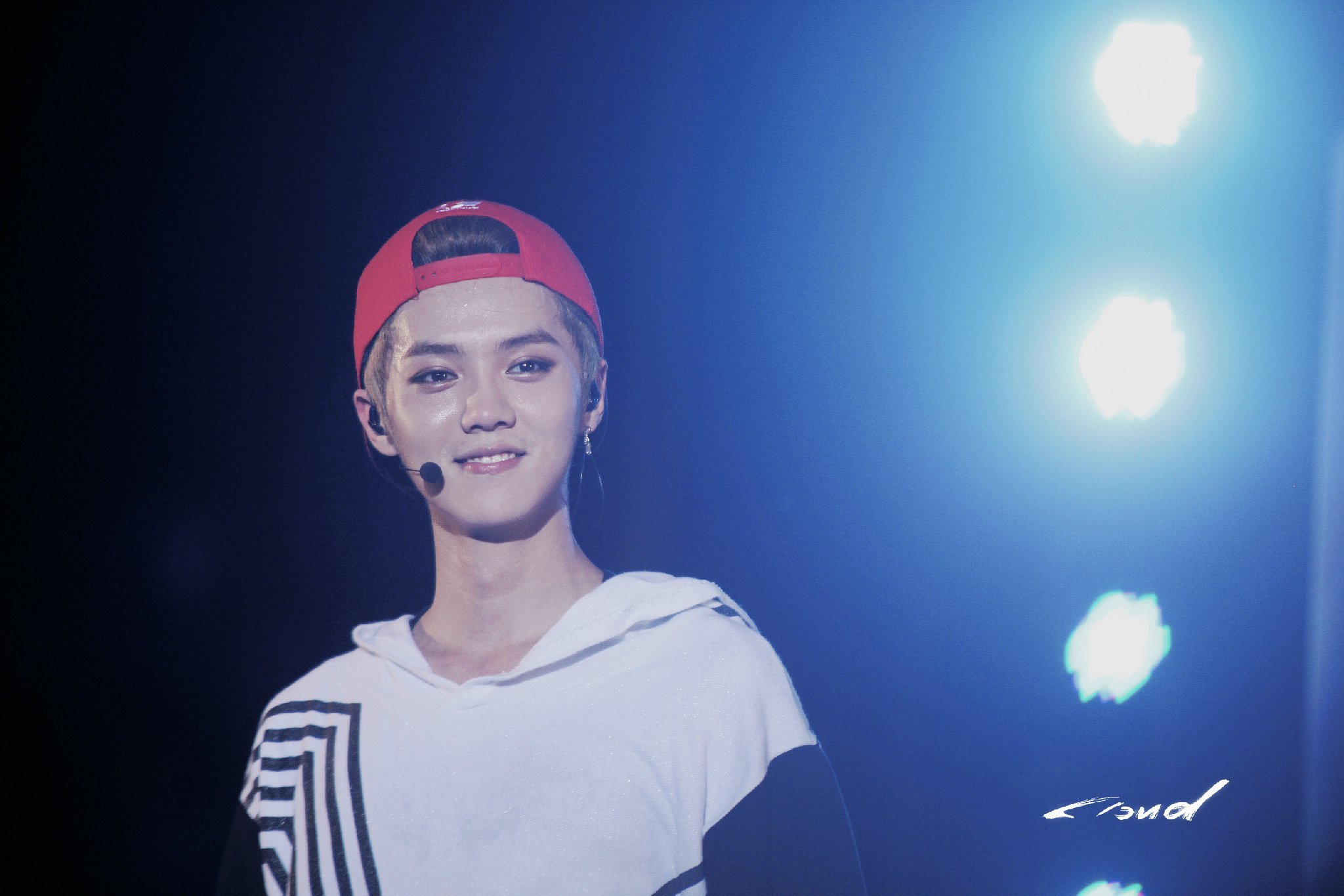 [FANTAKEN] 140705 EXO Concert "The Lost Planet" in Chengdu [150P] 60404d33jw1ei4ntt6tw8j21kw11xdnp