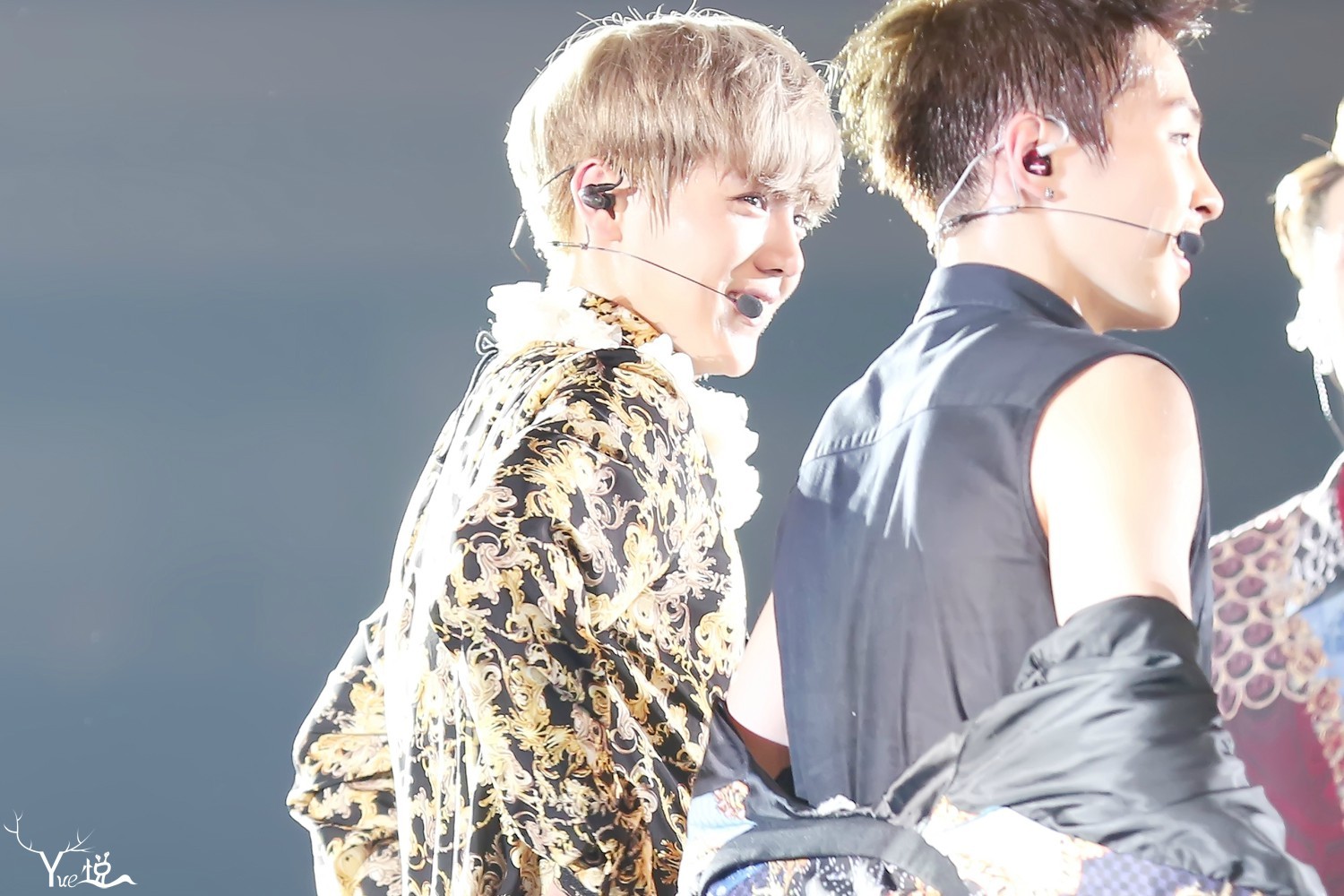 [FANTAKEN] 140727 EXO Concert "The Lost Planet" in Changsha [116P] 642c7784gw1eisv2w3q41j215o0rswlp