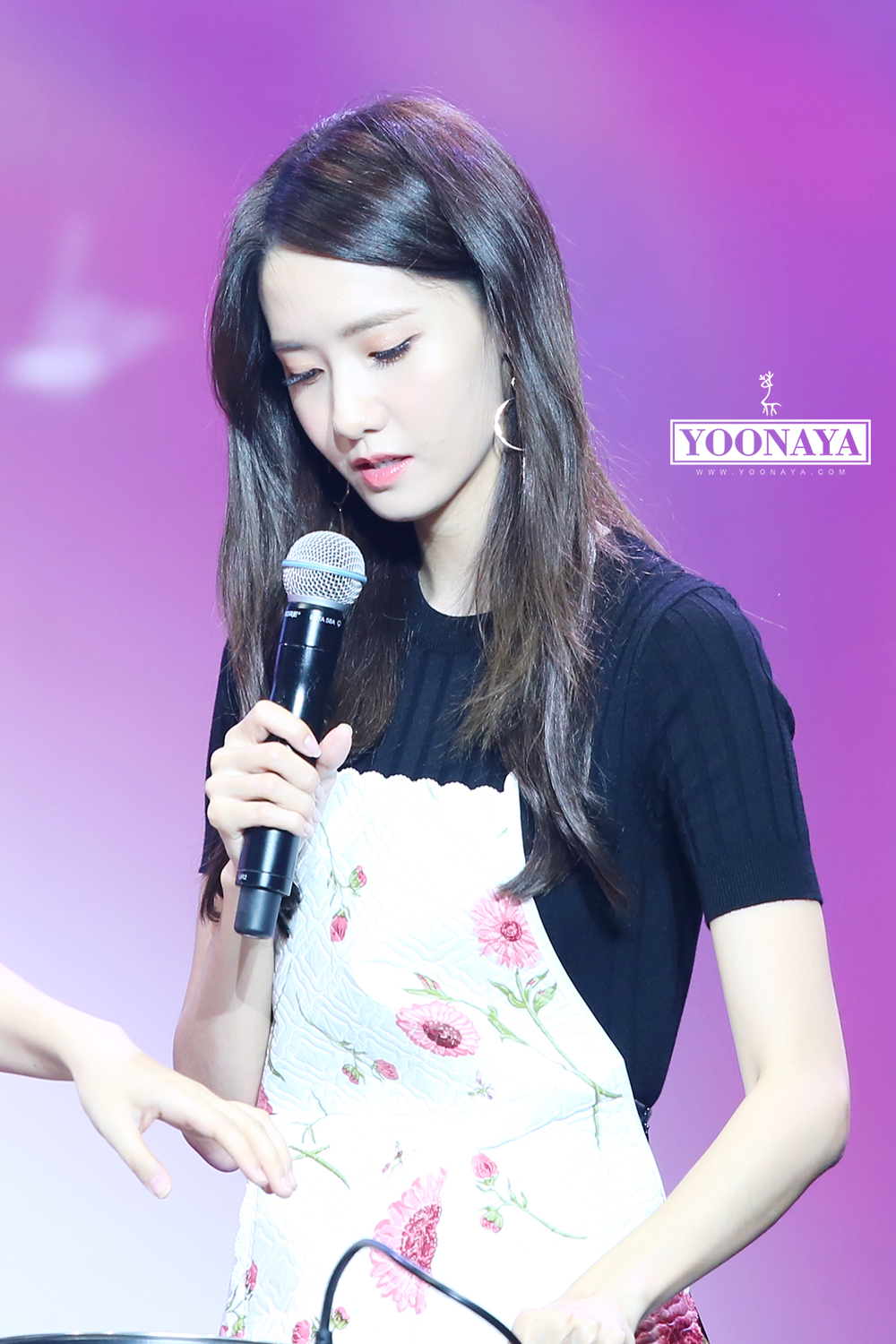 [PIC][24-07-2016]YoonA khởi hành đi Trùng Khánh - Trung Quốc để tham dự "2016 YoonA 1st Fanmeet - BLOSSOM in Chongqing" vào sáng nay - Page 4 67bca597jw1f68sv619dmj20rs15oqpw