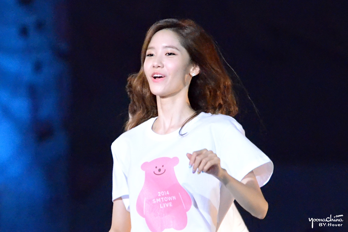 [PIC][15-08-2014]SNSD tham dự "SMTOWN LIVE WORLD TOUR IV in SEOUL" vào chiều nay - Page 9 6952fe57gw1ek7emdnssxj20xc0m8jy0