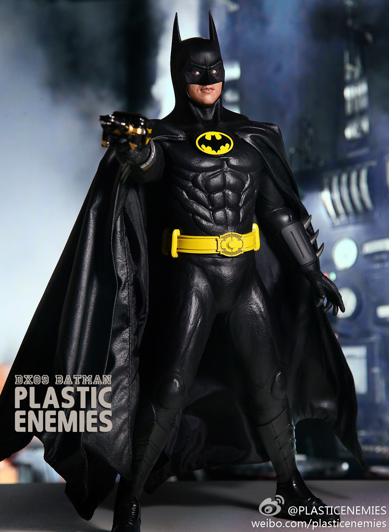 [Hot Toys] Batman (1989) - Michael Keaton - Página 20 6a853733gw1dp4ga4g67tj