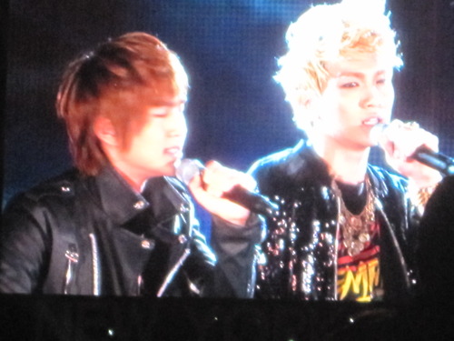 111009 SHINee @ Anniversary of UN in New York - Corian Feastival 6be0c51ajw1dlyv0yccijj