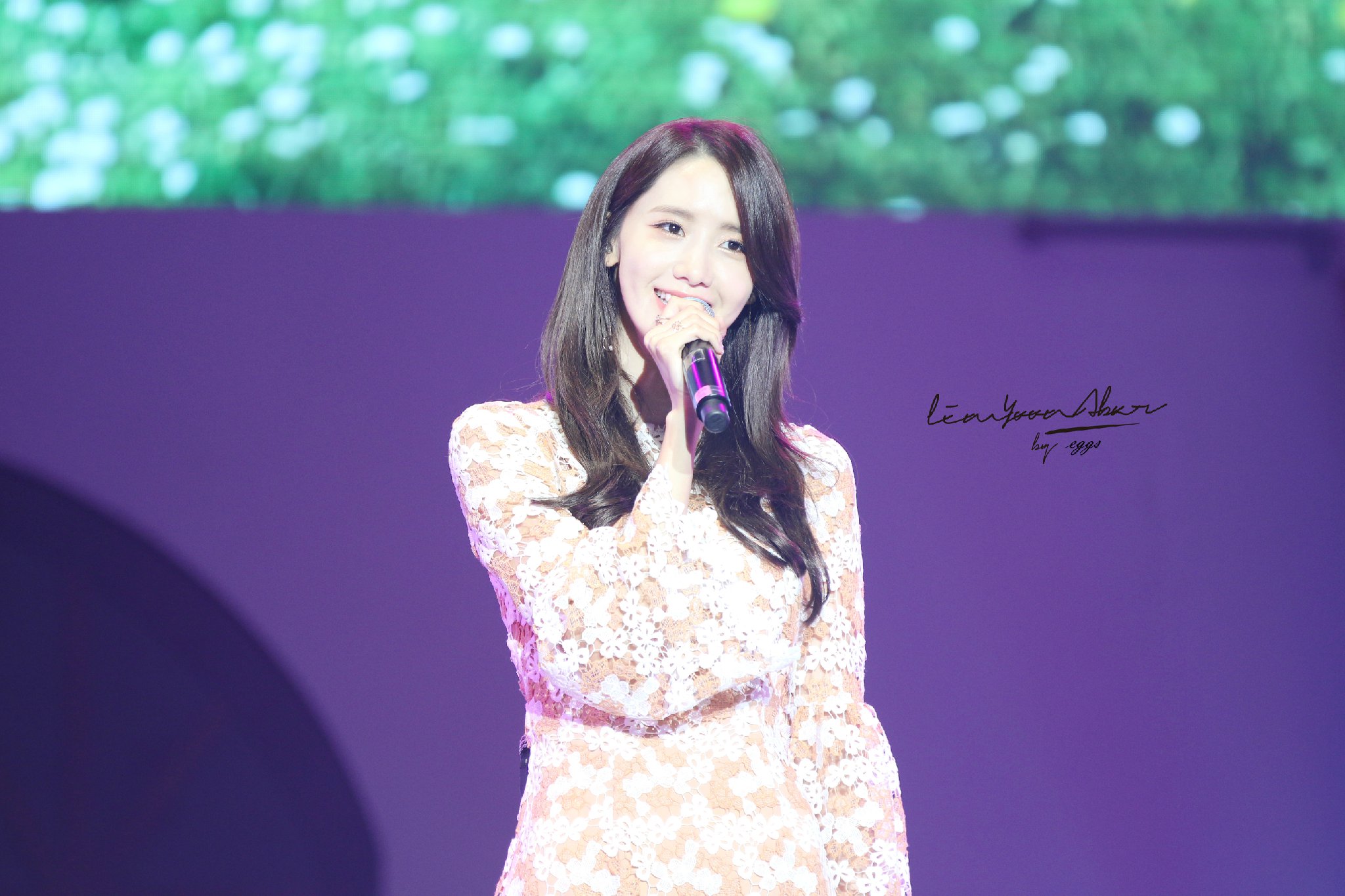 [PIC][24-07-2016]YoonA khởi hành đi Trùng Khánh - Trung Quốc để tham dự "2016 YoonA 1st Fanmeet - BLOSSOM in Chongqing" vào sáng nay - Page 3 6d9acbe1gw1f6884lq812j21kw11xgut