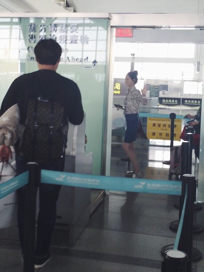 [PIC][26-05-2015]YoonA trở về Hàn Quốc vào trưa nay 71d7a1f0jw1eshcy8xiwtj20if0oljty