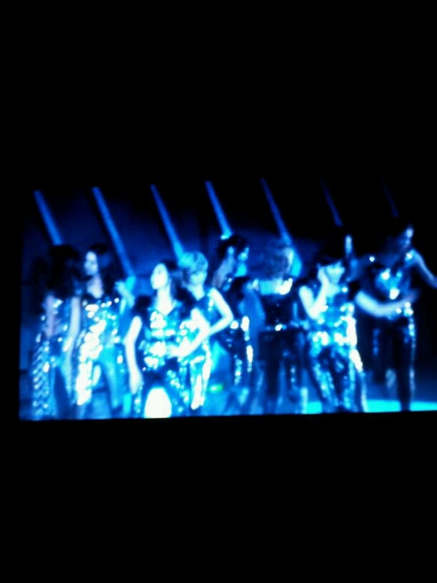 [PREVIEW/FANTAKEN][15-012012][UPDATE] SNSD @ HK Concert! 7dd4bcd7jw1dp3ggoap6oj