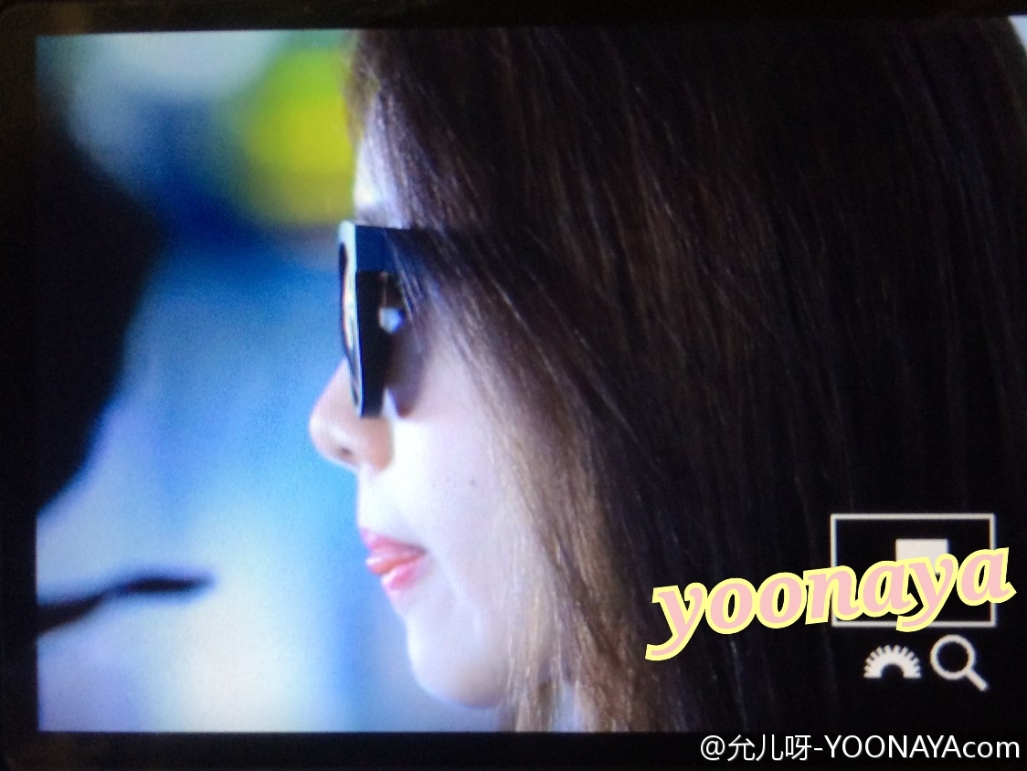 [PIC][15-05-2014]YoonA trở về Hàn Quốc vào chiều nay 8426f136jw1egf1u4izwjj20v80ngn91