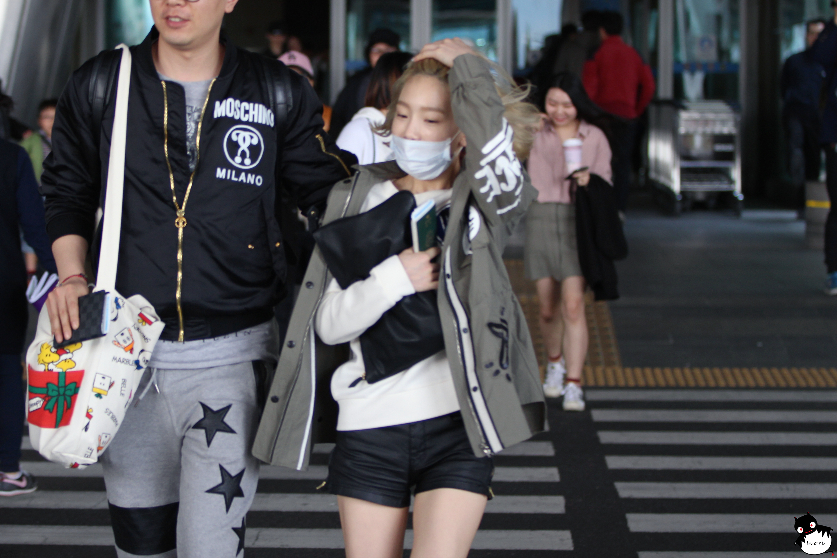 [PIC][27-03-2016]TaeYeon trở về Hàn Quốc vào trưa nay 895713e1jw1f2ctvx05zkj22801hb1l1