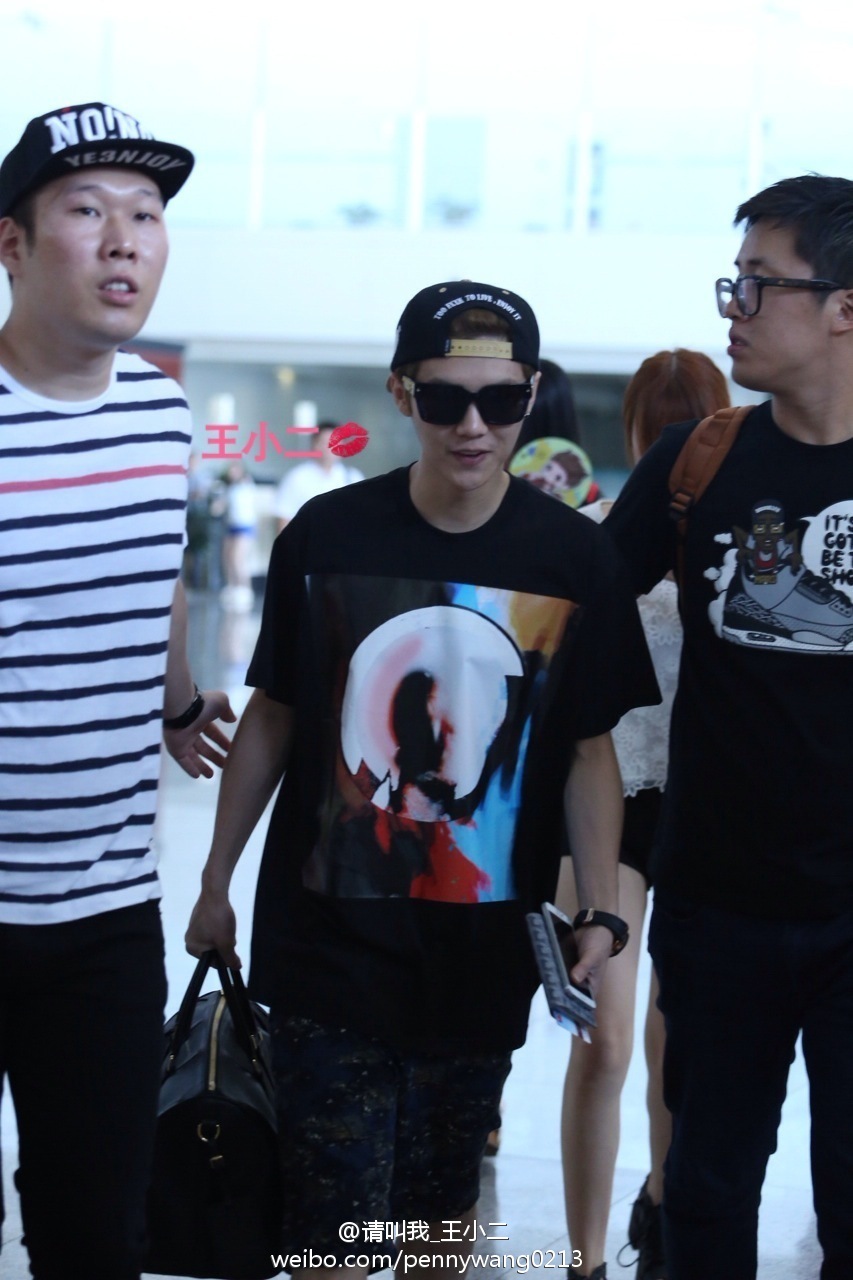 [FANTAKEN] 140628 Tianjin Airport - Departure [37P] 8a7c4f4djw1ehuv1ksrk5j20np0zkdkp