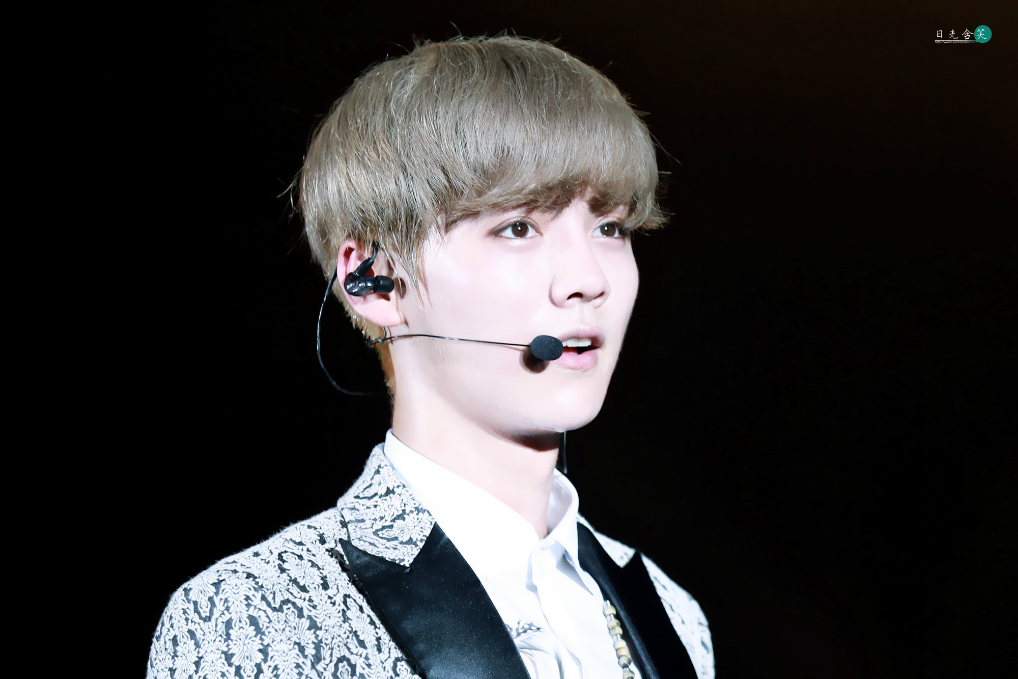 [FANTAKEN] 140727 EXO Concert "The Lost Planet" in Changsha [116P] 9d2b250cgw1eisxqzlbuwj21jk111466