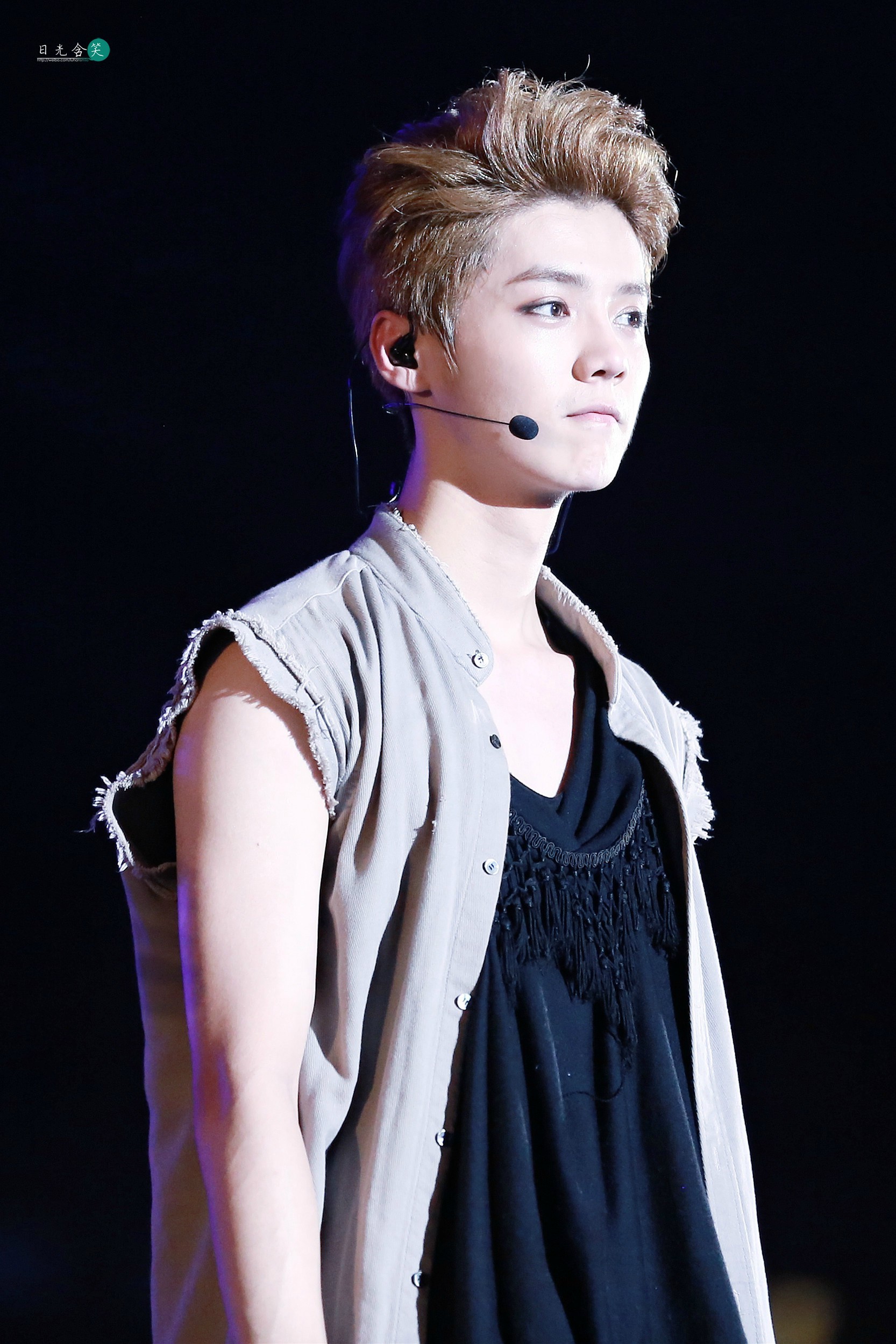 [FANTAKEN] 140705 EXO Concert "The Lost Planet" in Chengdu [150P] 9d2b250cjw1ei2iq8cii0j21aa1xg1ag